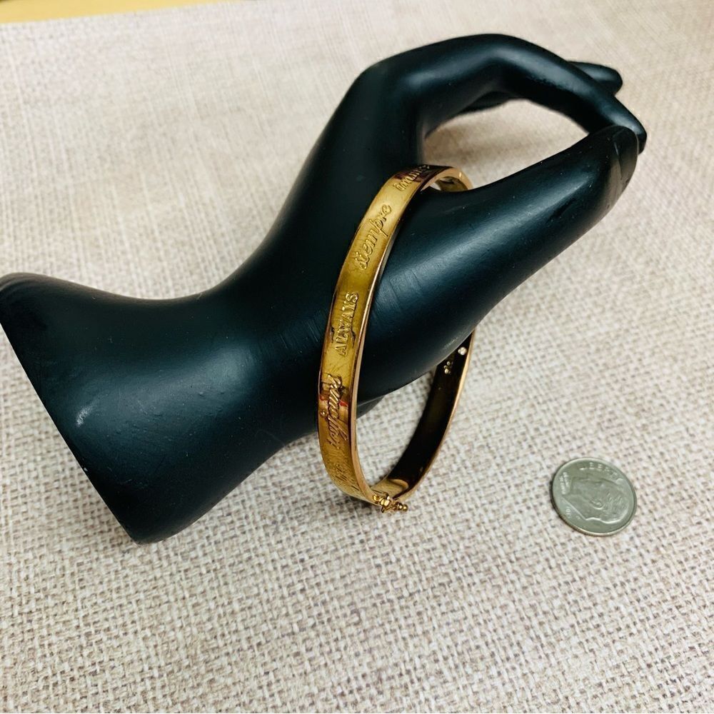 Stella‎ & Dot Gold Be You Always Hinged Bangle